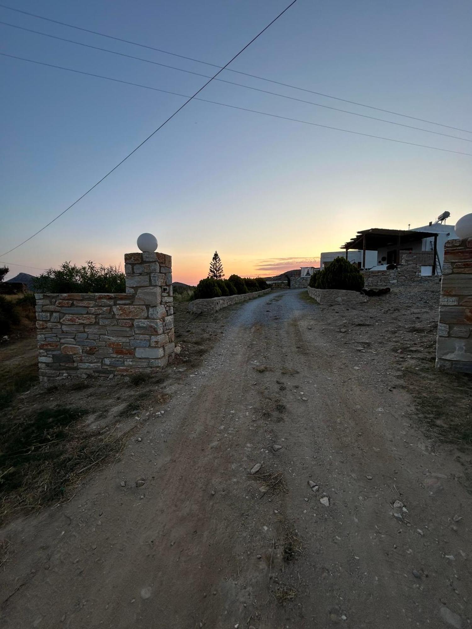 Menta Country Villa Ios Exterior photo